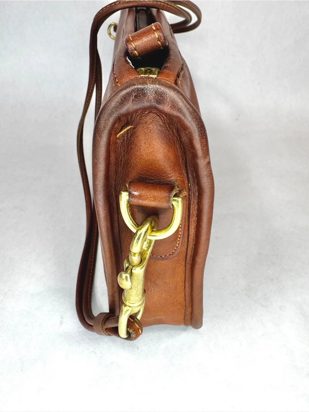 Vintage Coach Basic Bag 9455 British Tan Leather Shoulder Bag Made in USA